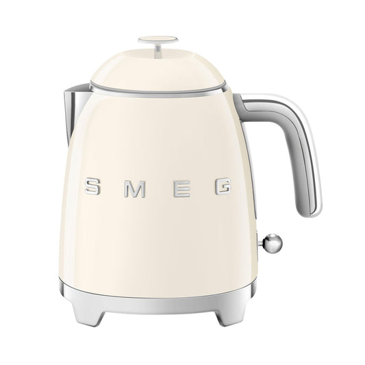 Smeg Bollitore KLF05CREU 1.7 L Crema, 2400 Watt Senso.it | Boutique Online